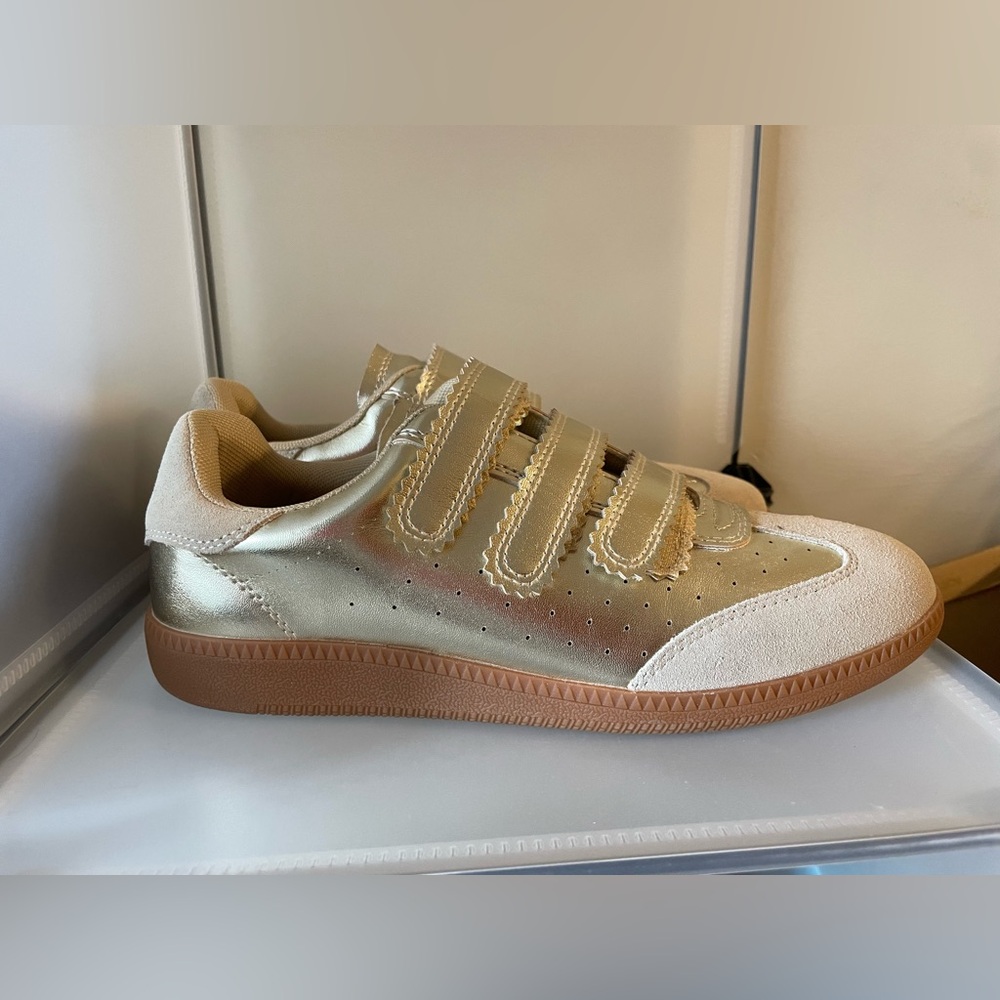 Gold tuxedo Sneakers